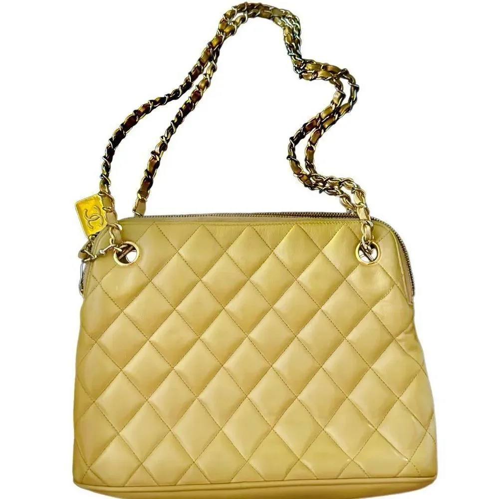 CHANEL this shoulder